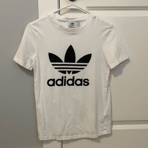 Adidas tee